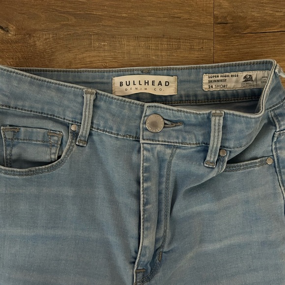 Bullhead Women's Light Blue Skinny Jeans - Picture 4 of 5